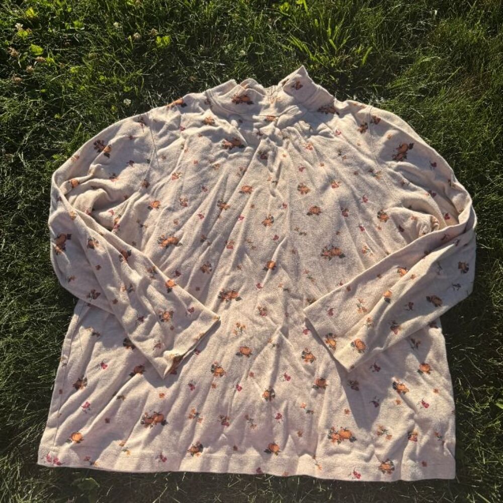VTG Pumpkin Turtleneck